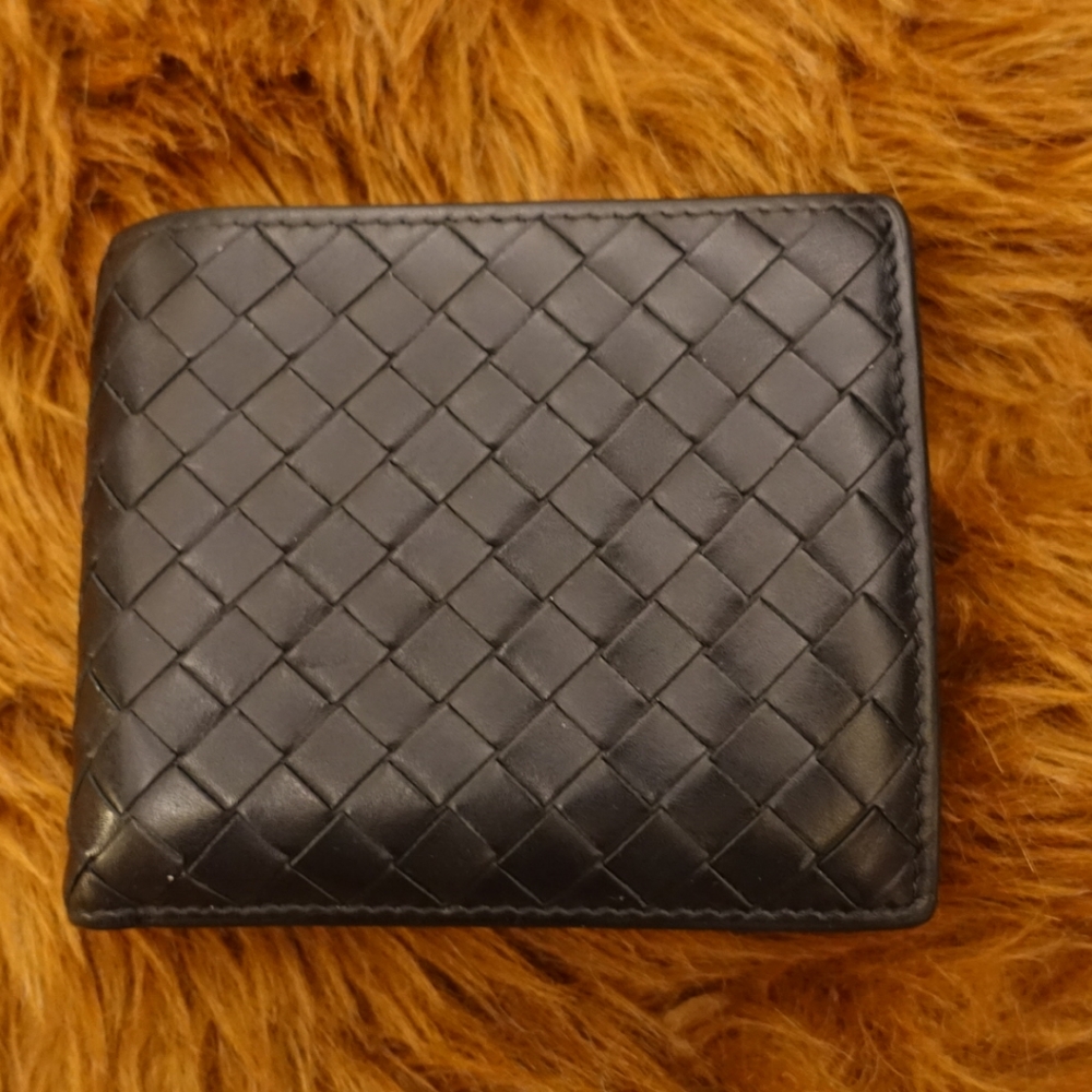 Bottega Veneta BI-fold Wallet with Coin Purse